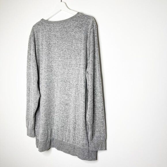 LUCKY BRAND Gray V-Neck Soft Sweater  - Picture 9 of 9